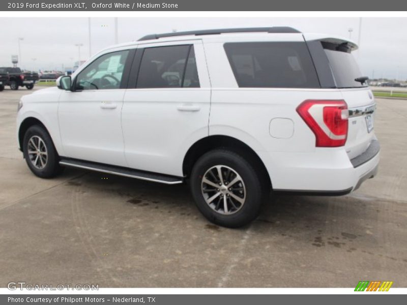 Oxford White / Medium Stone 2019 Ford Expedition XLT