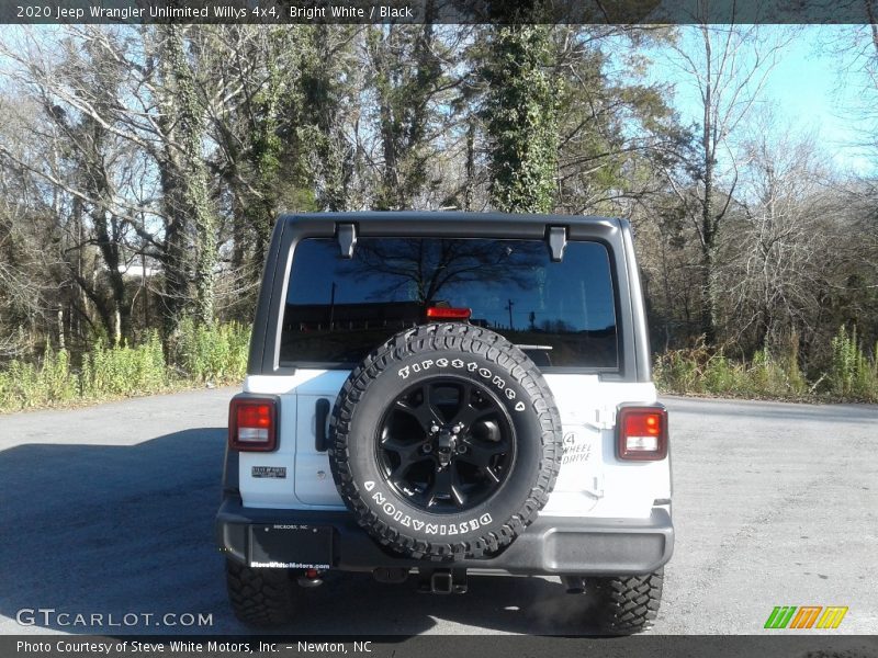 Bright White / Black 2020 Jeep Wrangler Unlimited Willys 4x4
