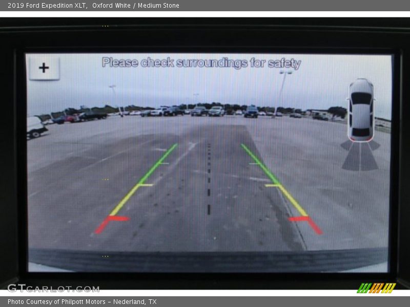 Oxford White / Medium Stone 2019 Ford Expedition XLT
