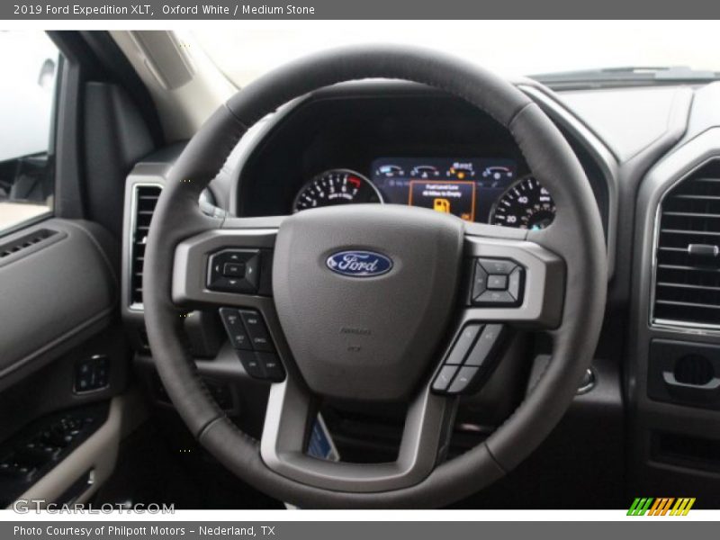Oxford White / Medium Stone 2019 Ford Expedition XLT