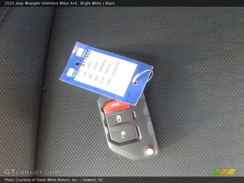 Keys of 2020 Wrangler Unlimited Willys 4x4