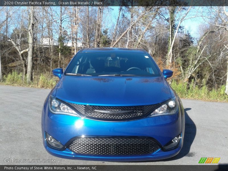 Ocean Blue Metallic / Black 2020 Chrysler Pacifica Touring