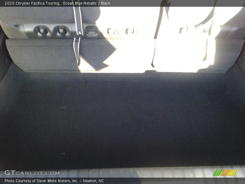 Ocean Blue Metallic / Black 2020 Chrysler Pacifica Touring