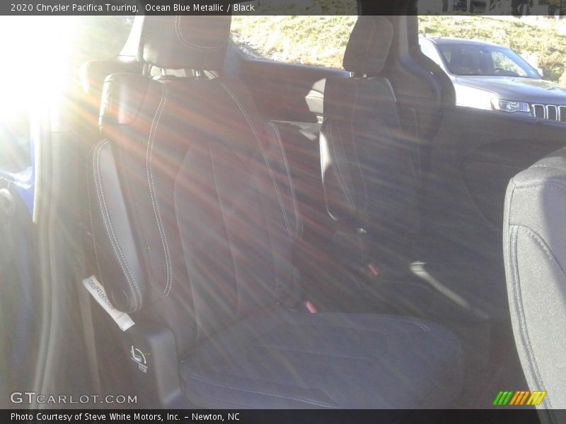 Ocean Blue Metallic / Black 2020 Chrysler Pacifica Touring