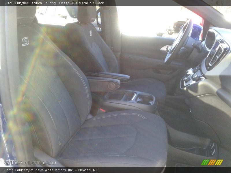 Ocean Blue Metallic / Black 2020 Chrysler Pacifica Touring