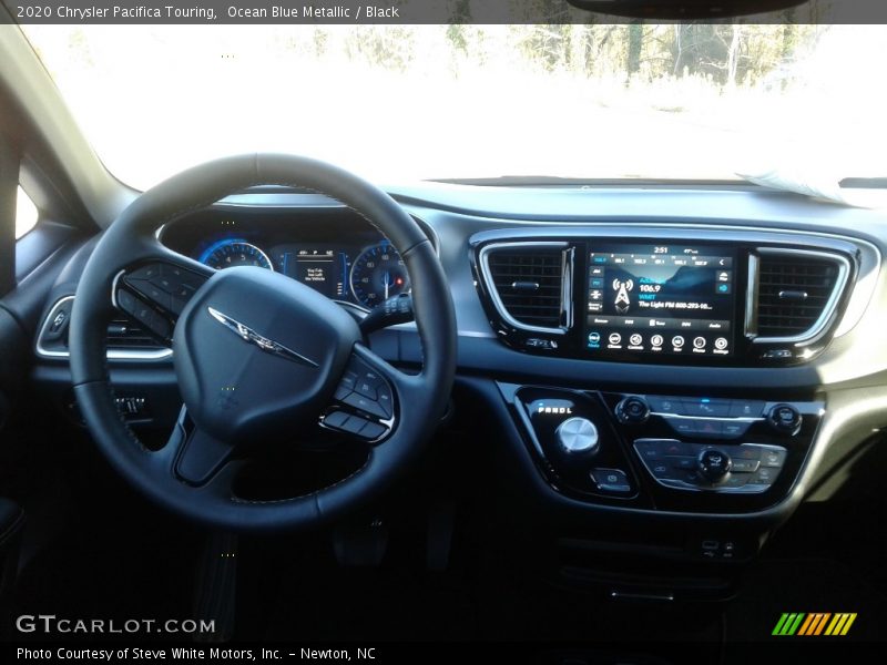 Ocean Blue Metallic / Black 2020 Chrysler Pacifica Touring