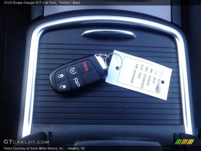 Torred / Black 2019 Dodge Charger R/T Scat Pack