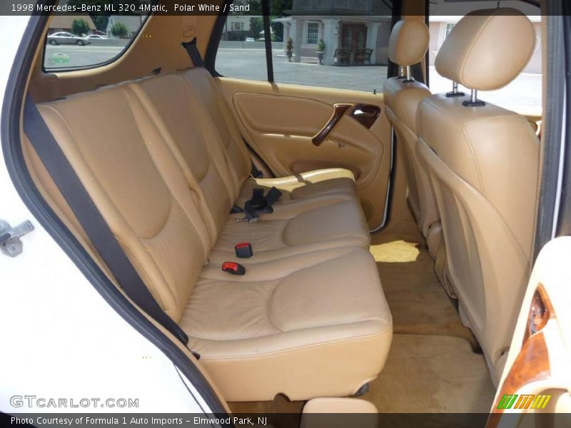 Polar White / Sand 1998 Mercedes-Benz ML 320 4Matic