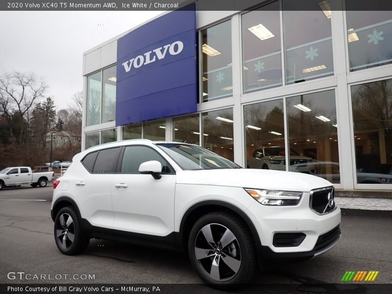 Ice White / Charcoal 2020 Volvo XC40 T5 Momentum AWD