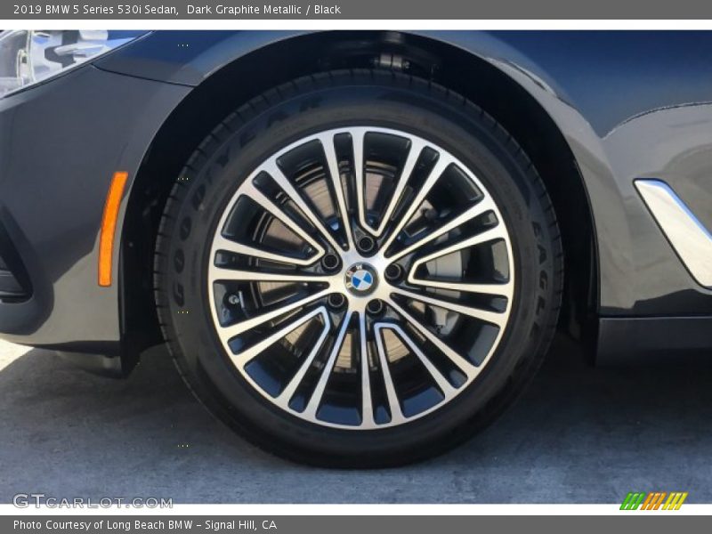 Dark Graphite Metallic / Black 2019 BMW 5 Series 530i Sedan