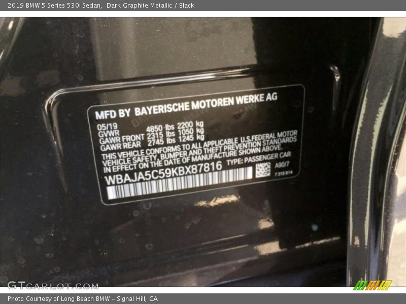 Dark Graphite Metallic / Black 2019 BMW 5 Series 530i Sedan