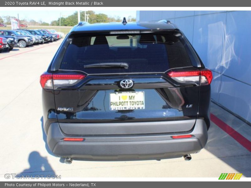 Midnight Black Metallic / Black 2020 Toyota RAV4 LE