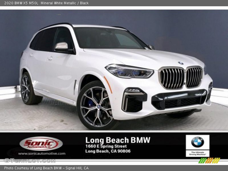 Mineral White Metallic / Black 2020 BMW X5 M50i