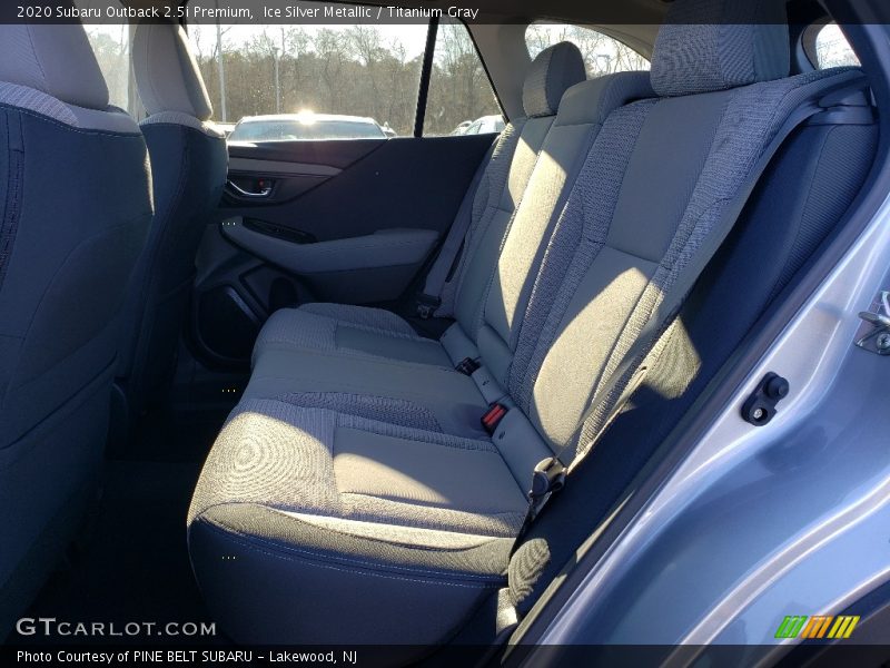 Ice Silver Metallic / Titanium Gray 2020 Subaru Outback 2.5i Premium