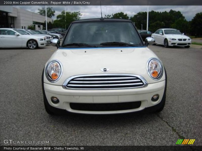 Pepper White / Black/Grey 2009 Mini Cooper Convertible