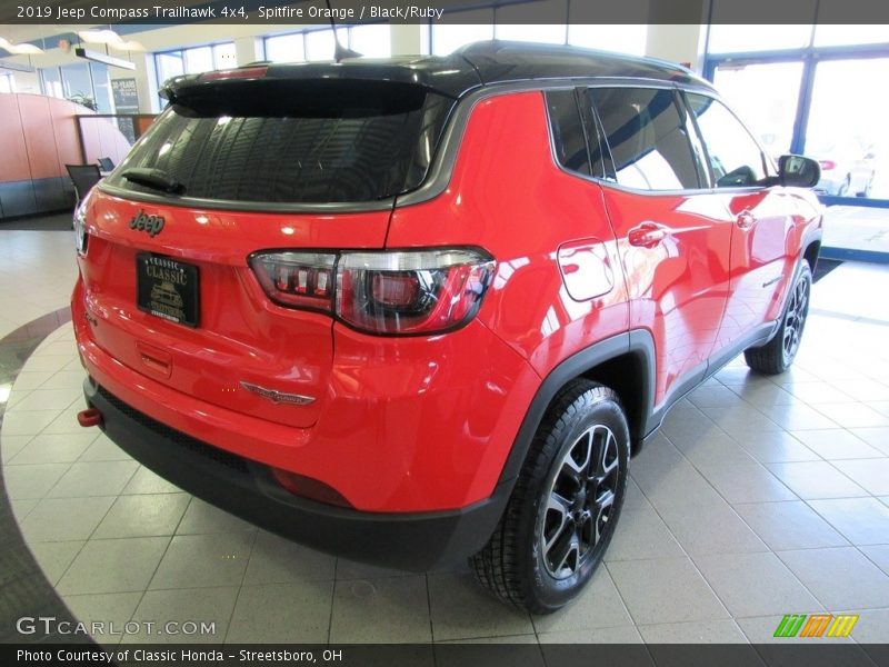 Spitfire Orange / Black/Ruby 2019 Jeep Compass Trailhawk 4x4