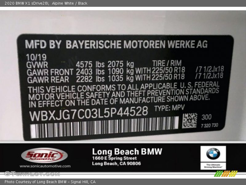 Alpine White / Black 2020 BMW X1 sDrive28i