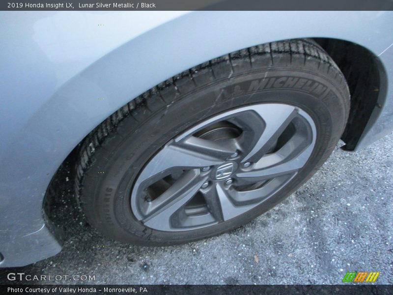 Lunar Silver Metallic / Black 2019 Honda Insight LX