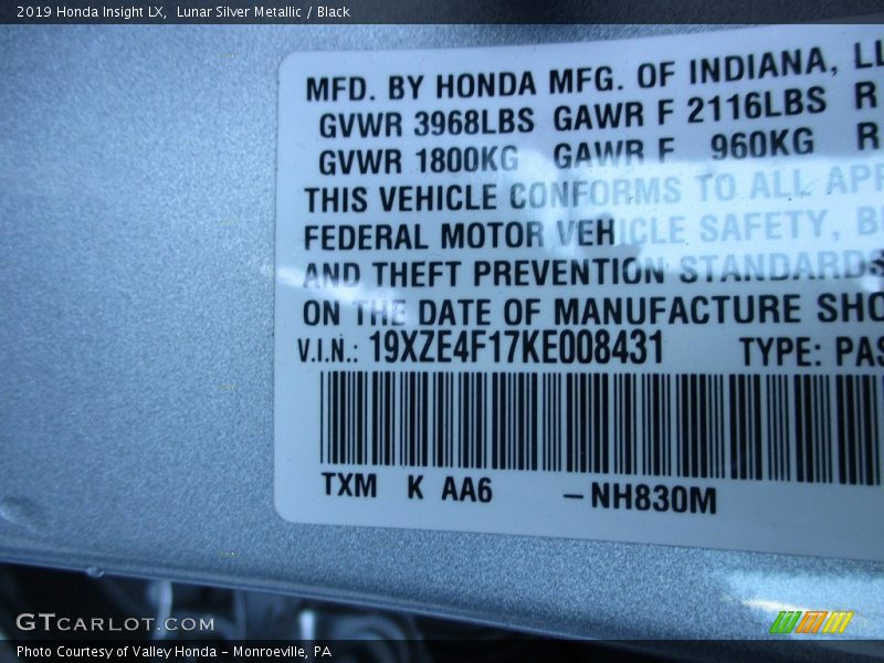Lunar Silver Metallic / Black 2019 Honda Insight LX