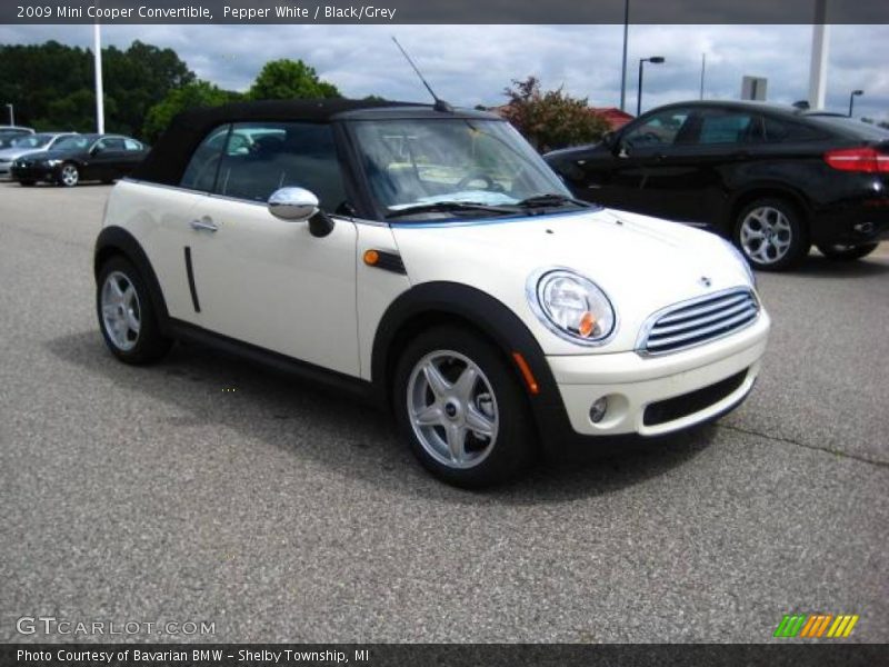 Pepper White / Black/Grey 2009 Mini Cooper Convertible