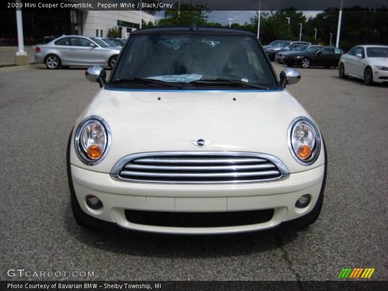 Pepper White / Black/Grey 2009 Mini Cooper Convertible