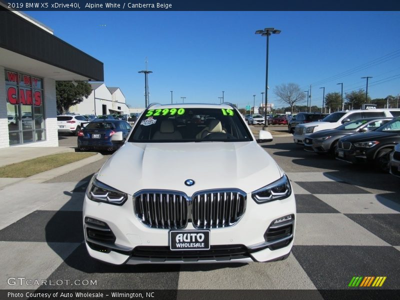 Alpine White / Canberra Beige 2019 BMW X5 xDrive40i