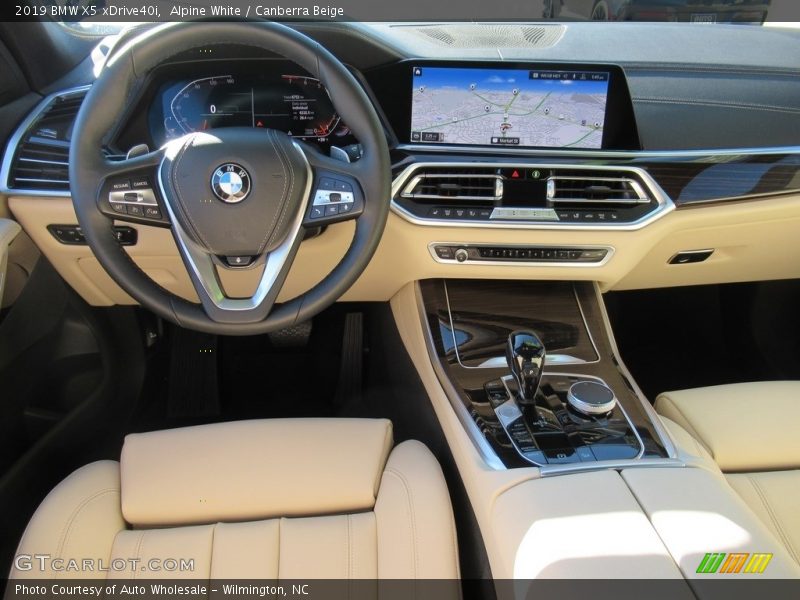 Alpine White / Canberra Beige 2019 BMW X5 xDrive40i