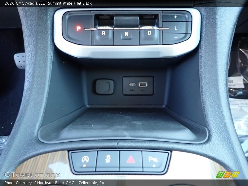 Summit White / Jet Black 2020 GMC Acadia SLE