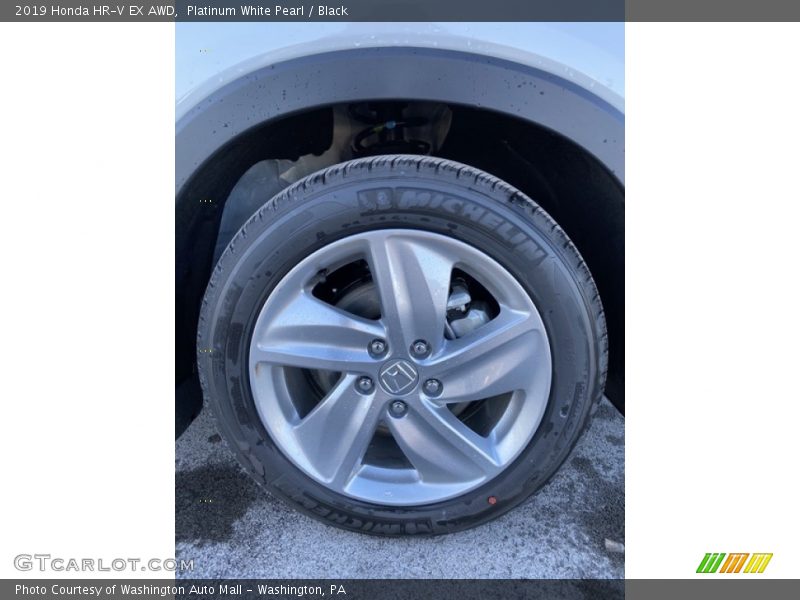 Platinum White Pearl / Black 2019 Honda HR-V EX AWD