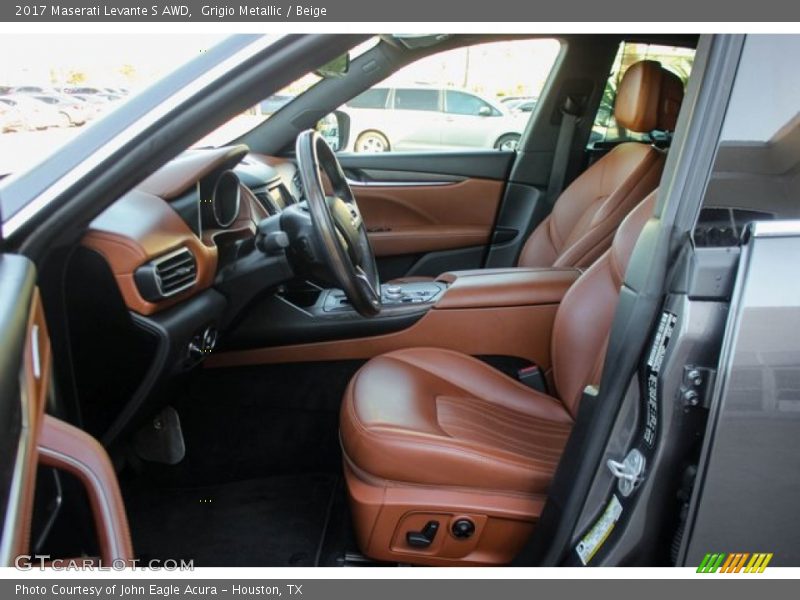  2017 Levante S AWD Beige Interior