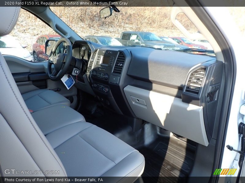 Oxford White / Medium Earth Gray 2020 Ford F150 XL Regular Cab