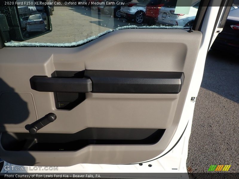 Oxford White / Medium Earth Gray 2020 Ford F150 XL Regular Cab