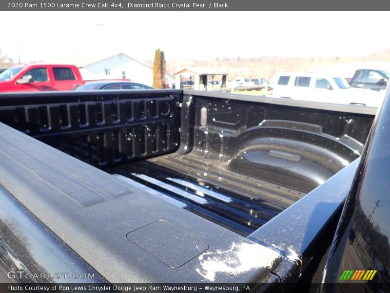 Diamond Black Crystal Pearl / Black 2020 Ram 1500 Laramie Crew Cab 4x4