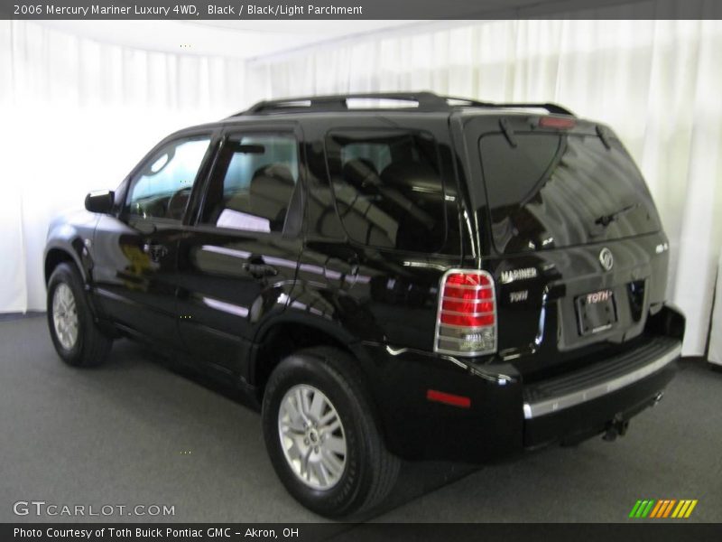 Black / Black/Light Parchment 2006 Mercury Mariner Luxury 4WD