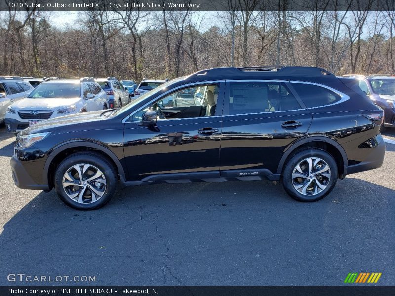 Crystal Black Silica / Warm Ivory 2020 Subaru Outback Limited XT