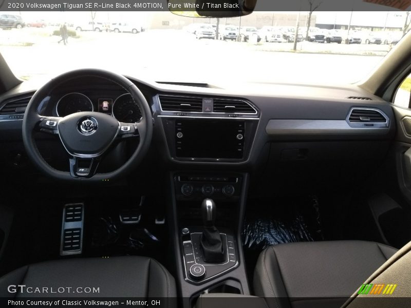 Pure White / Titan Black 2020 Volkswagen Tiguan SE R-Line Black 4MOTION