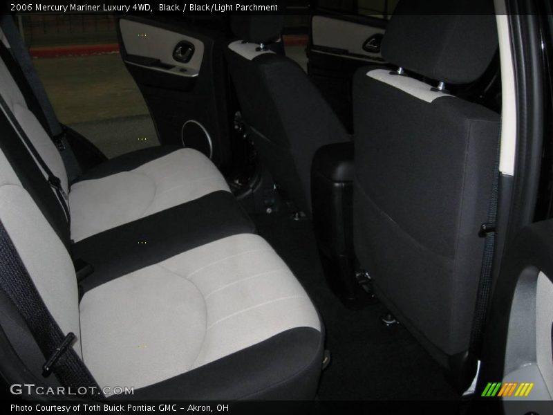Black / Black/Light Parchment 2006 Mercury Mariner Luxury 4WD