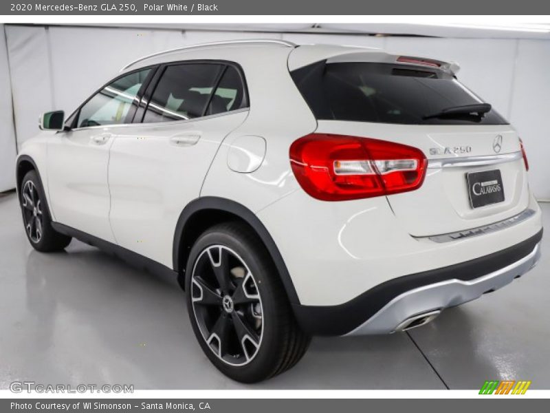 Polar White / Black 2020 Mercedes-Benz GLA 250