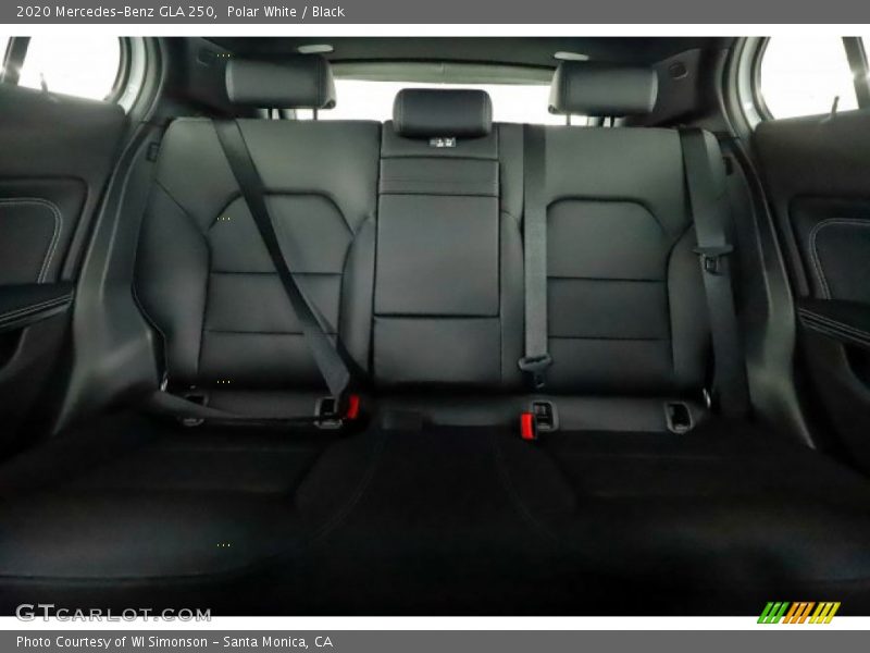 Polar White / Black 2020 Mercedes-Benz GLA 250