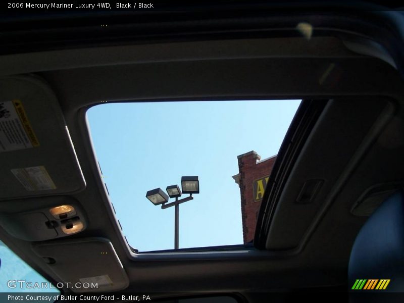 Black / Black 2006 Mercury Mariner Luxury 4WD