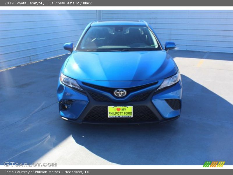 Blue Streak Metallic / Black 2019 Toyota Camry SE