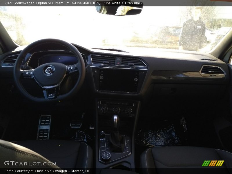 Pure White / Titan Black 2020 Volkswagen Tiguan SEL Premium R-Line 4MOTION