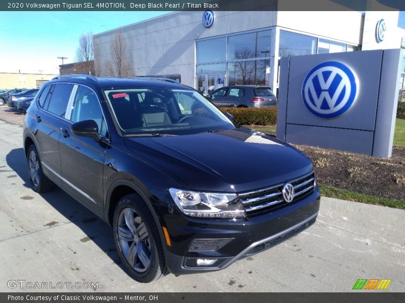 Front 3/4 View of 2020 Tiguan SEL 4MOTION