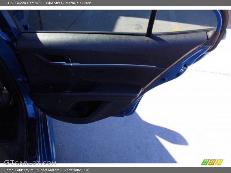 Blue Streak Metallic / Black 2019 Toyota Camry SE