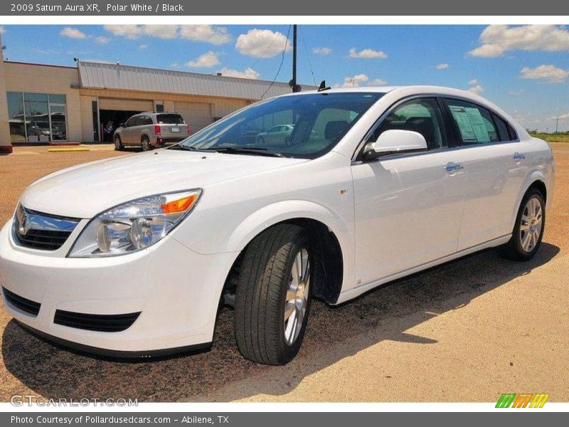 Polar White / Black 2009 Saturn Aura XR