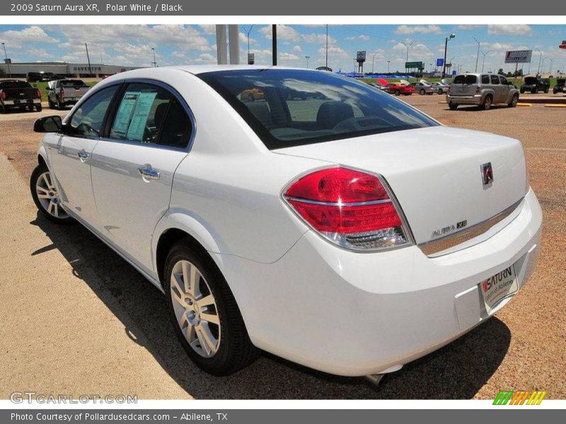 Polar White / Black 2009 Saturn Aura XR