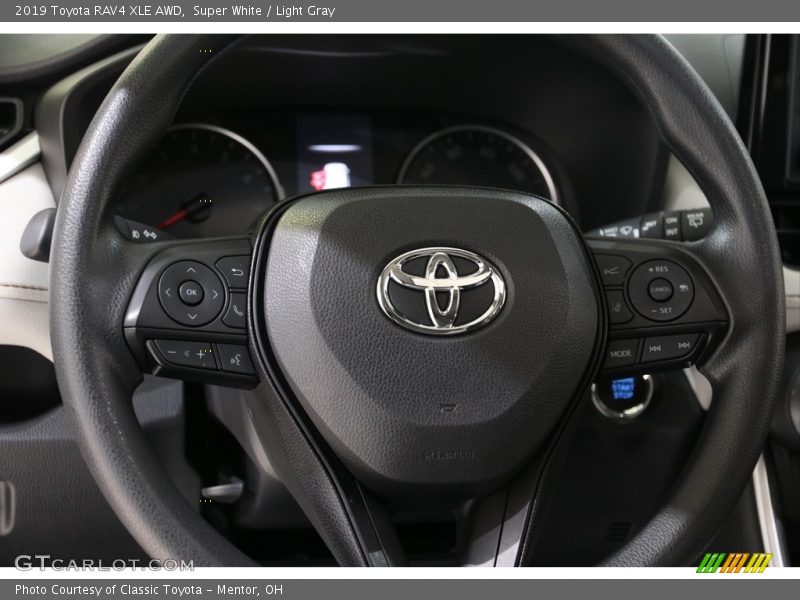 Super White / Light Gray 2019 Toyota RAV4 XLE AWD