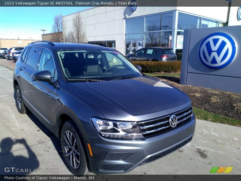 Platinum Gray Metallic / Titan Black 2020 Volkswagen Tiguan SE 4MOTION