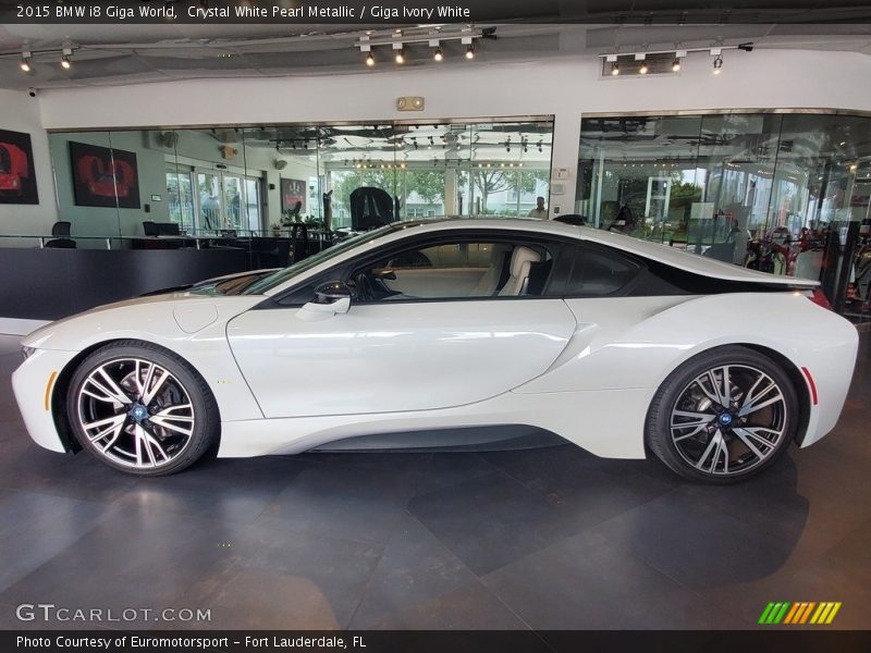 Crystal White Pearl Metallic / Giga Ivory White 2015 BMW i8 Giga World