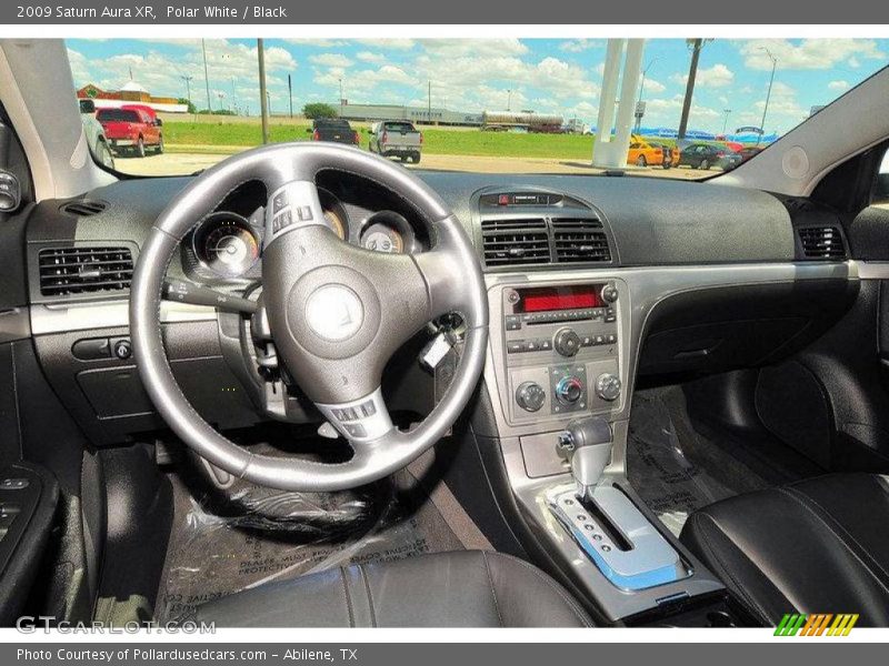 Polar White / Black 2009 Saturn Aura XR